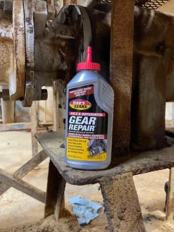 Bar's Leaks 16.9oz Axle and Differential Gear Repair Fluid (1816)