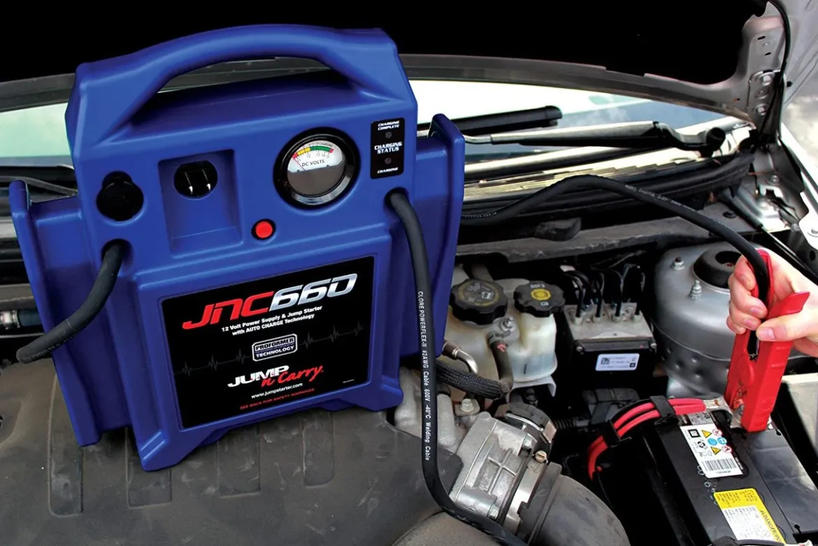 Clore Automotive Jump N Carry 1700 Peak Amp 12V Jump Starter (JNC660)