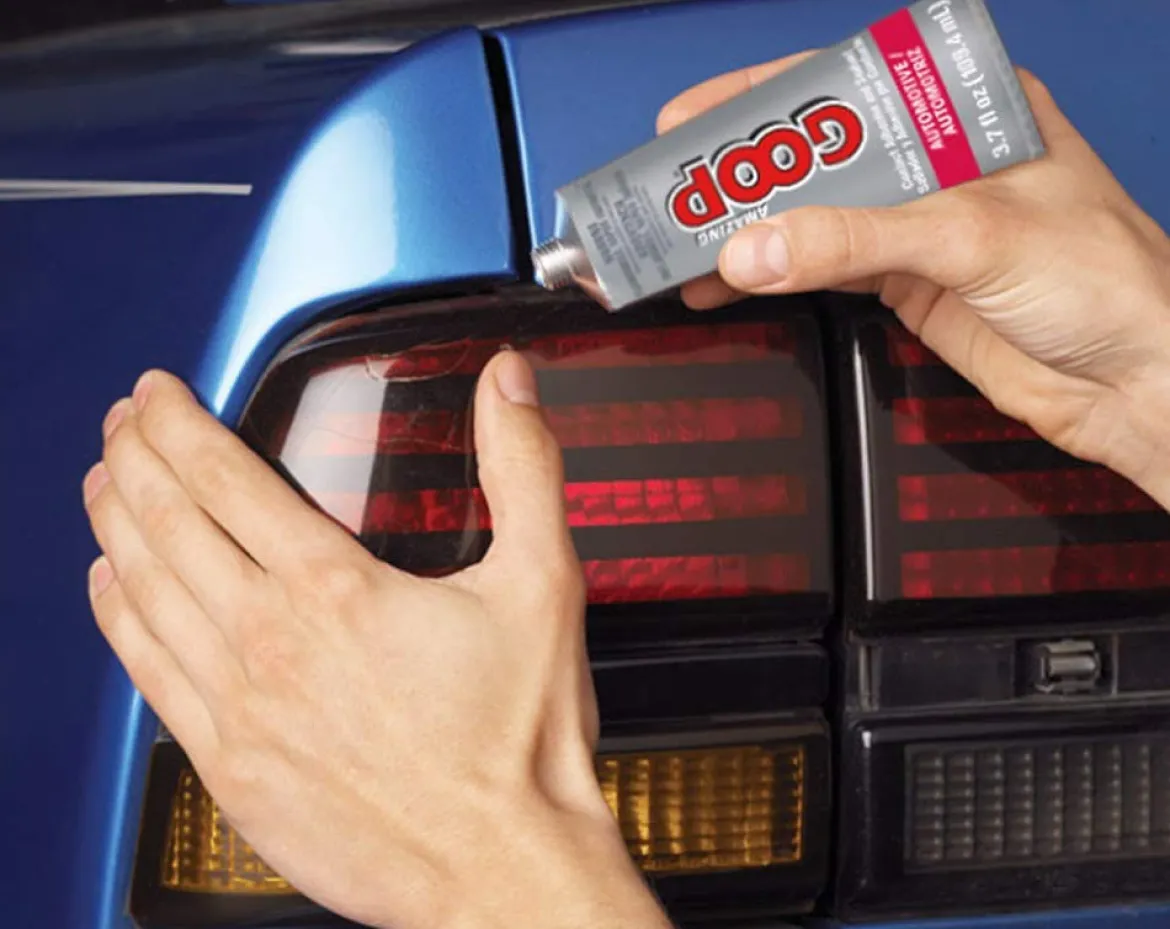 Goop 2 fl. oz Clear Amazing GOOP Automotive & RV Adhesive (161021)