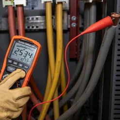 Klein Tools ET600 Insulation Resistance Tester Multimeter