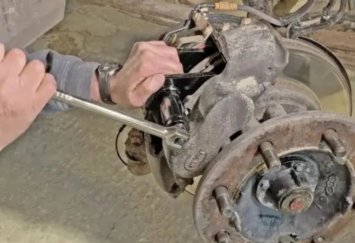 LISLE Medium-Duty Brake Caliper Compressor (29700)
