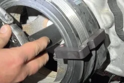 Lisle Stretch Belt Tool for GM (59560)