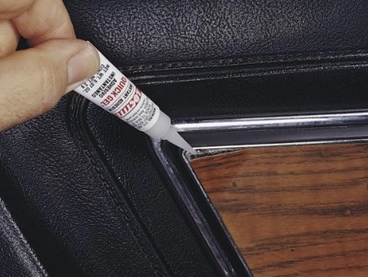 Loctite 2g Tube Quick Gel Super Glue Instant Adhesive (37391)