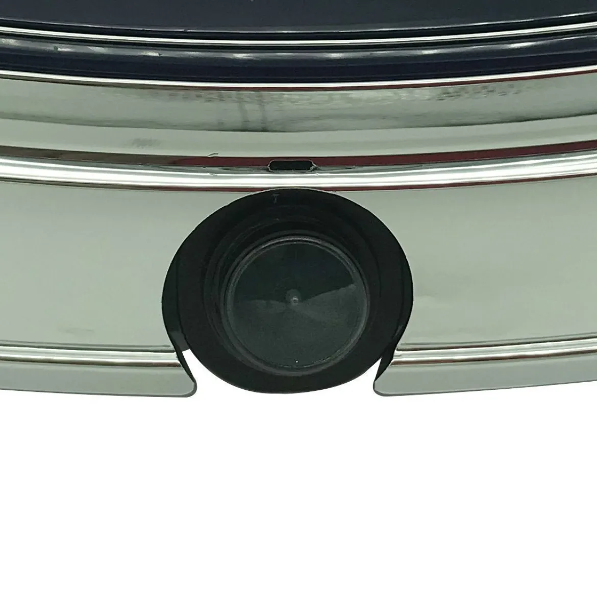 Master Tailgaters Ford F150, F250, F350, F450, F550 (2004-2016) Replacement Ford Emblem with Backup Camera (MT-FE04C)