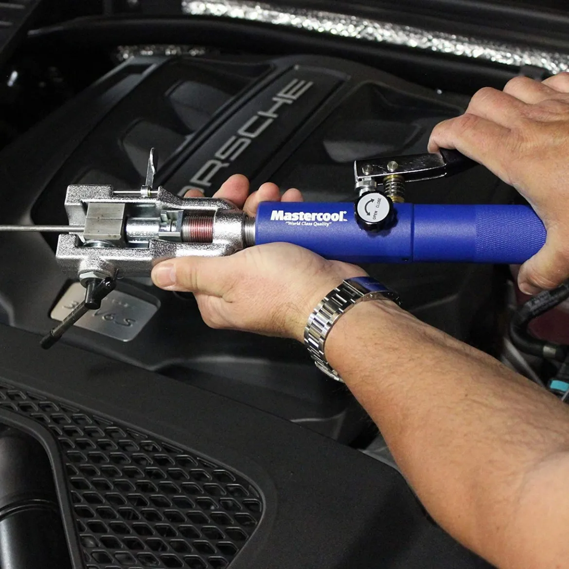 Mastercool 72475 Universal Hydraulic Flaring Tool Set with Tube Cutter