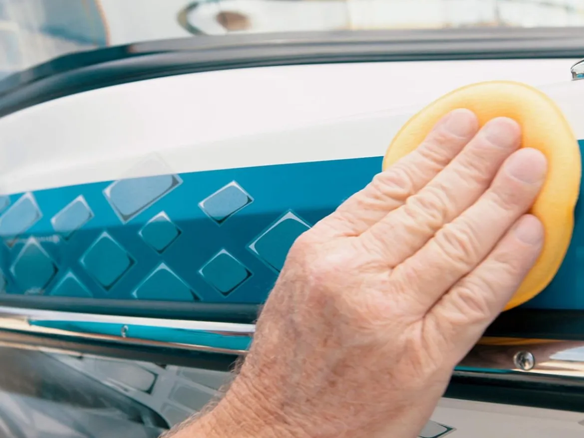 Meguiar's Flagship Marine Wax 16 Oz Liquid Wax (M6316)