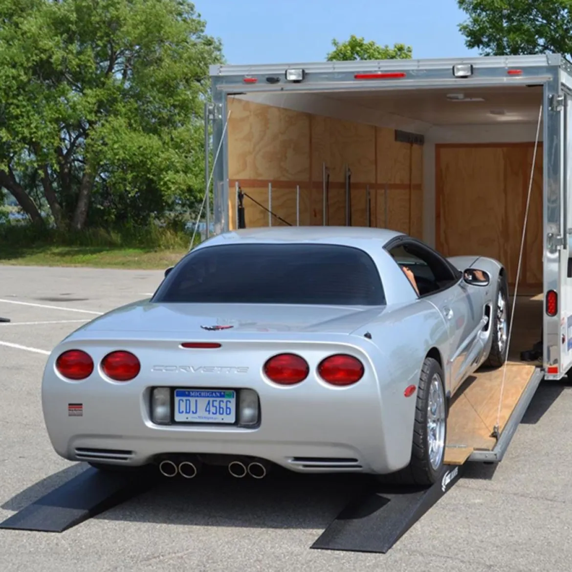 Race Ramps 7" Height Trailer Ramps w/ Flap Cutout (RR-TR-7-FLP)