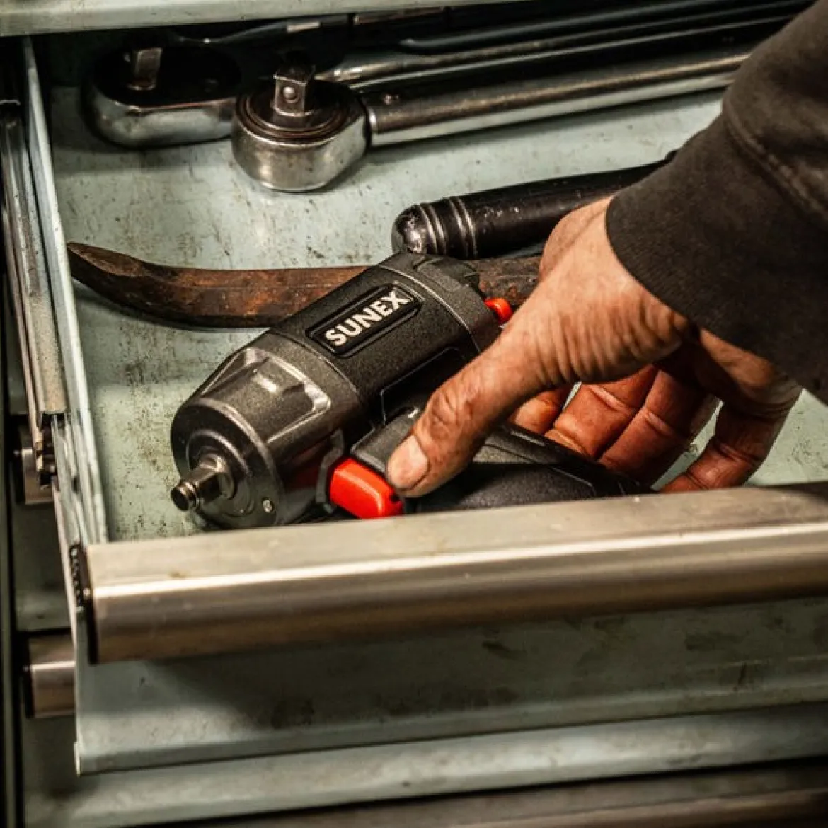 Sunex Tools 3/8" Drive Magnesium Composite Impact Wrench (SX3802)